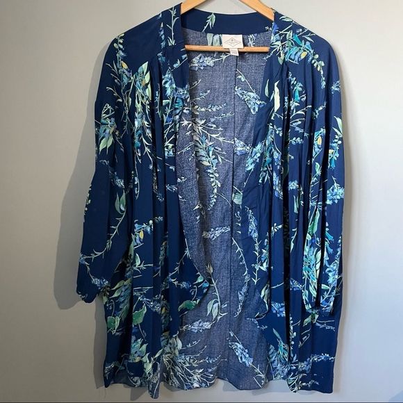 St. John’s Bay wrap kimono one size fits all - Picture 4 of 6